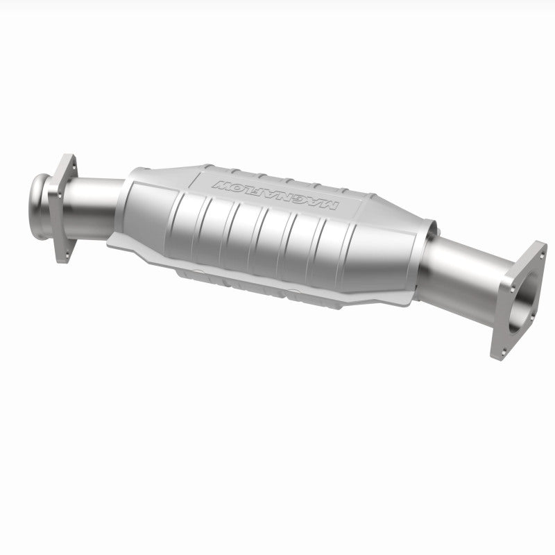 MagnaFlow Conv GM 19.75X6.5X4 2.5/2.5 Magnaflow Catalytic Converter Direct Fit