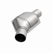 MagnaFlow Universal Catalytic Converter 2in Inlet/Outlet Angled Offset/Center Oval (California) Magnaflow Catalytic Converter Universal