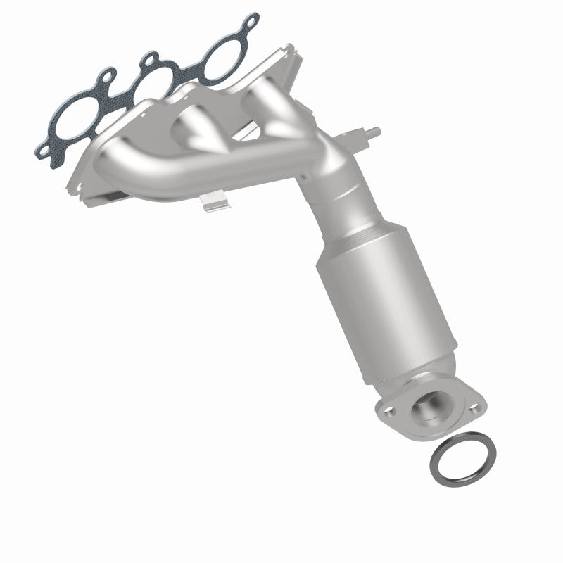 MagnaFlow Conv DF 14-15 Toyota Highlander 3.5L Manifold