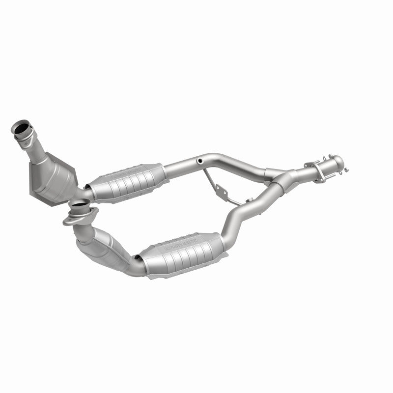 MagnaFlow Direct Fit Catalytic Converter 96-98 Ford Mustang 3.8L Magnaflow Catalytic Converter Direct Fit