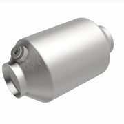 Magnaflow 2.25in. 1/O2 CC Spun OEM Universal Converter Magnaflow Catalytic Converter Universal