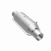 MagnaFlow Universal Catalytic Converter 2.50 HM Angled O2 Magnaflow Catalytic Converter Universal