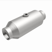 MagnaFlow Universal Catalytic Converter 2.5in CA Spun Mid-Bed Magnaflow Catalytic Converter Universal