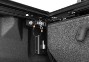 RealTruck 15-20 Ford F-150 SuperCrew/SuperCab 5.5ft Bed RetraxPRO EZ-Off FRC-4000 Retrax Retractable Bed Covers