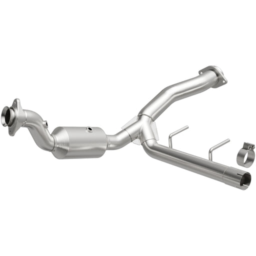 MagnaFlow 15-17 Ford F-150 XL V6 3.5L OEM Grade Direct Fit Catalytic Converter Magnaflow Catalytic Converter Direct Fit