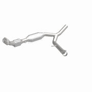 MagnaFlow Direct Fit Catalytic Converter 04-05 Ford F-150 5.4L P/S 2WD (Excl 04 Heritage Edition) Magnaflow Catalytic Converter Direct Fit