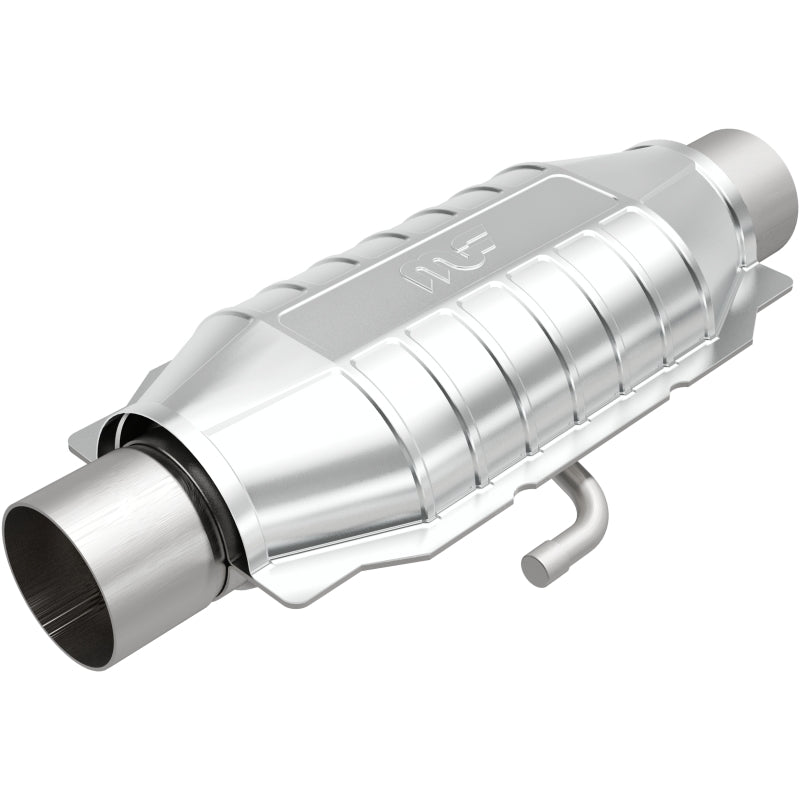 MagnaFlow Conv Univ 2.5 W/Air FED Magnaflow Catalytic Converter Universal