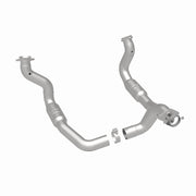 MagnaFlow Conv Direct Fit 11-14 Ford F-250 Super Duty / 350 Super Duty V8 6.2L Magnaflow Catalytic Converter Direct Fit