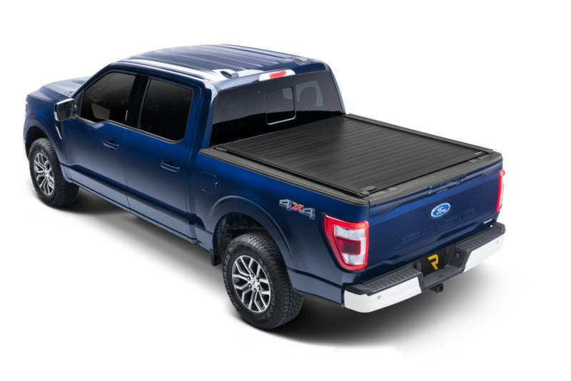 Retrax 21-22 Ford F-150 Super Crew/Super Cab (Incl. 2022 Lightning) 5.5ft Bed RetraxPRO XR Retrax Retractable Bed Covers