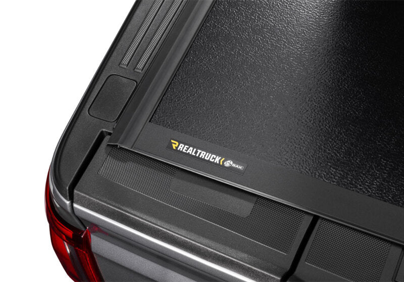 BAK 99-07 Ford Super Duty 6ft 9in Bed BAKFlip G2 BAK Tonneau Covers - Hard Fold