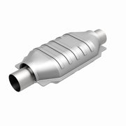 MagnaFlow Univ Cat Conv 2.5in Inlet/Outlet Center/Center Oval 12in Body L x 7in W x 16in Overall L Magnaflow Catalytic Converter Universal