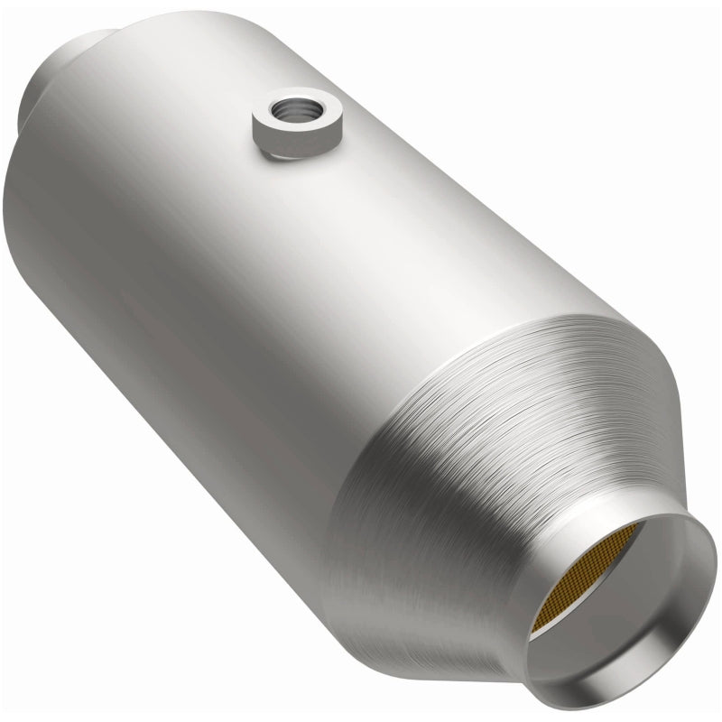 MagnaFlow MagnaFlow 2.5 in. OEM Grade Federal / EPA Compliant Universal Catalytic Converter Magnaflow Catalytic Converter Direct Fit