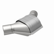MagnaFlow Conv Universal 2.50 Angled In / Out OEM Magnaflow Catalytic Converter Universal