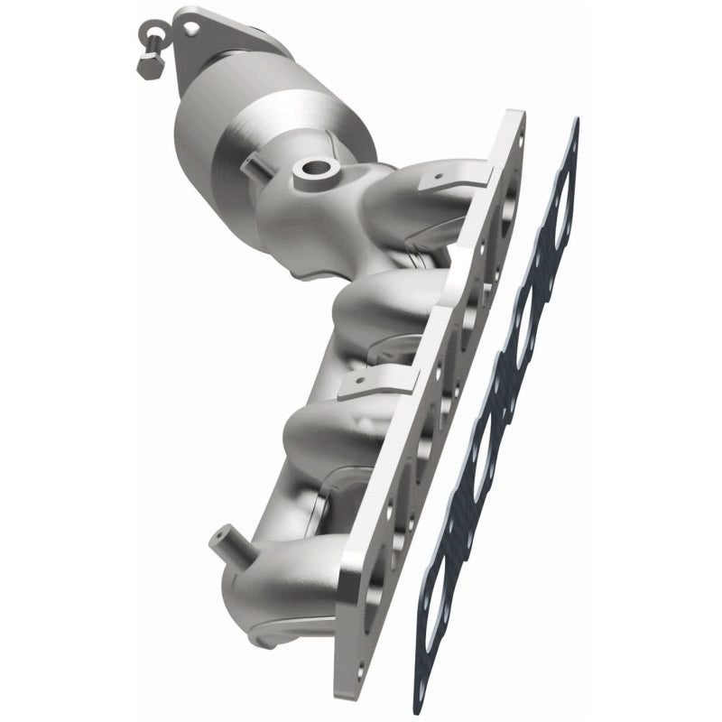 MagnaFlow Conv DF Infiniti/Nissan Truck 8 5.6L P/S Manifold  (49 State)