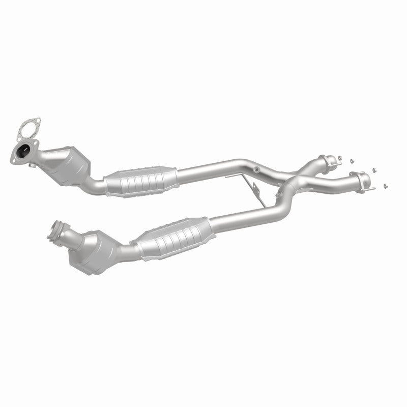 MagnaFlow Conv DF 96-98 Ford Mustang 4.6L Magnaflow Catalytic Converter Direct Fit