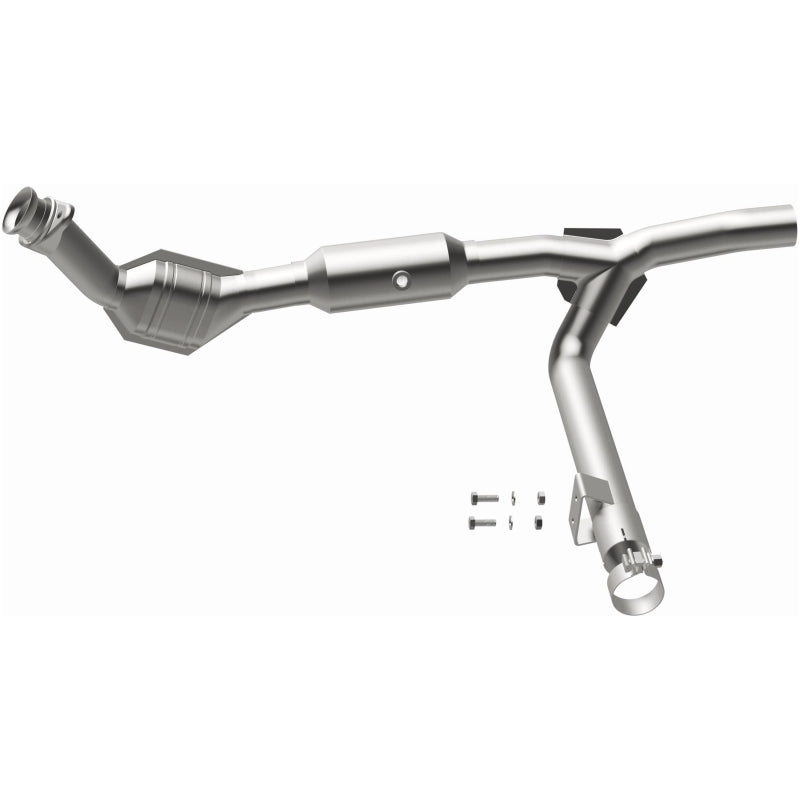 Magnaflow 01-03 Ford F150 XL/XLT V6 4.2L OEM Grade / EPA Compliant Direct-Fit Catalytic Converter Magnaflow Catalytic Converter Direct Fit