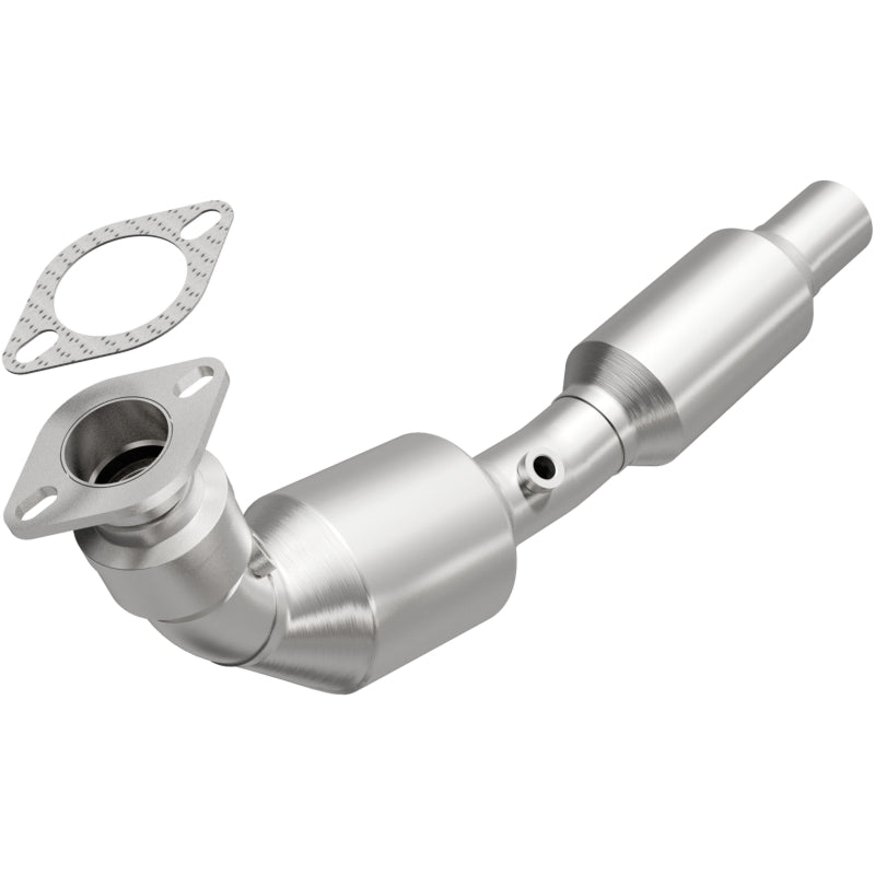 Magnaflow 12-15 Chevrolet Camaro 6.2L Direct Fit Converter Magnaflow Catalytic Converter Direct Fit