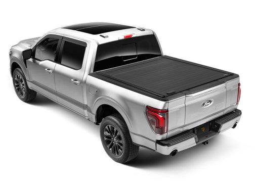 Retrax 17-26 Ford F-250/350 Super Duty Short Bed 6ft8in. RetraxPRO EZ-Off FRC-4000 Retrax Retractable Bed Covers