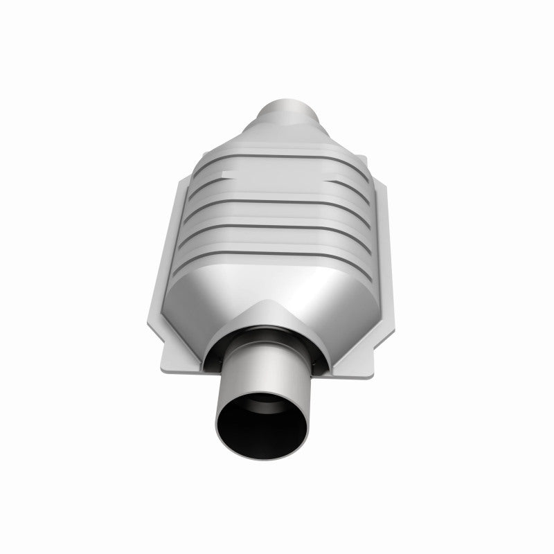 MagnaFlow Univ Cat Conv 2.5in Inlet/Outlet Center/Center Oval 12in Body L x 7in W x 16in Overall L Magnaflow Catalytic Converter Universal