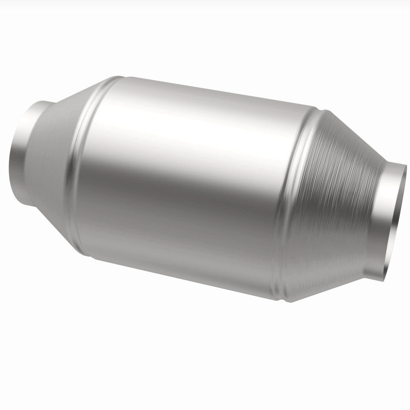 MagnaFlow Conv Universal 2.25 inch C/C CA Pre-OBDII