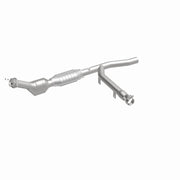 MagnaFlow Direct Fit Catalytic Converter 97-98 Ford Trucks 4.2L Magnaflow Catalytic Converter Direct Fit