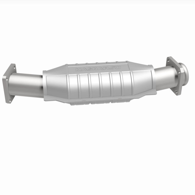 MagnaFlow Conv GM 19.75X6.5X4 2.5/2.5 Magnaflow Catalytic Converter Direct Fit