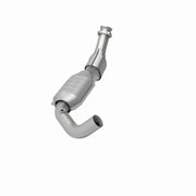 MagnaFlow Direct Fit Catalytic Converter 97-98 Ford F-150 Pickup 4.2L D/S 4WD (49 State) Magnaflow Catalytic Converter Direct Fit