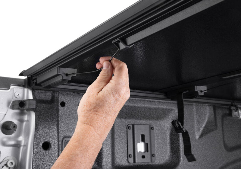 BAK 04-14 Ford F-150 5ft 6in Bed BAKFlip G2