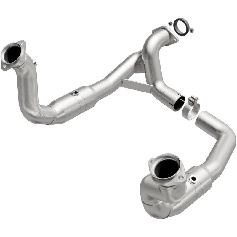 MagnaFlow Conv Direct Fit 11-14 Ford F-250 Super Duty / 350 Super Duty V8 6.2L Magnaflow Catalytic Converter Direct Fit