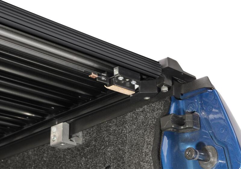 Retrax 21-23 Ford F-150 Super Crew/Super Cab/Lightning (5.5ft Bed) Retrax IX Retrax Retractable Bed Covers