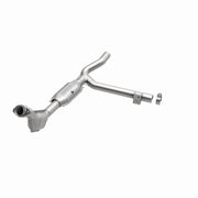 MagnaFlow Direct Fit Catalytic Converter 99-00 Ford F-150 4.2L 50S Magnaflow Catalytic Converter Direct Fit