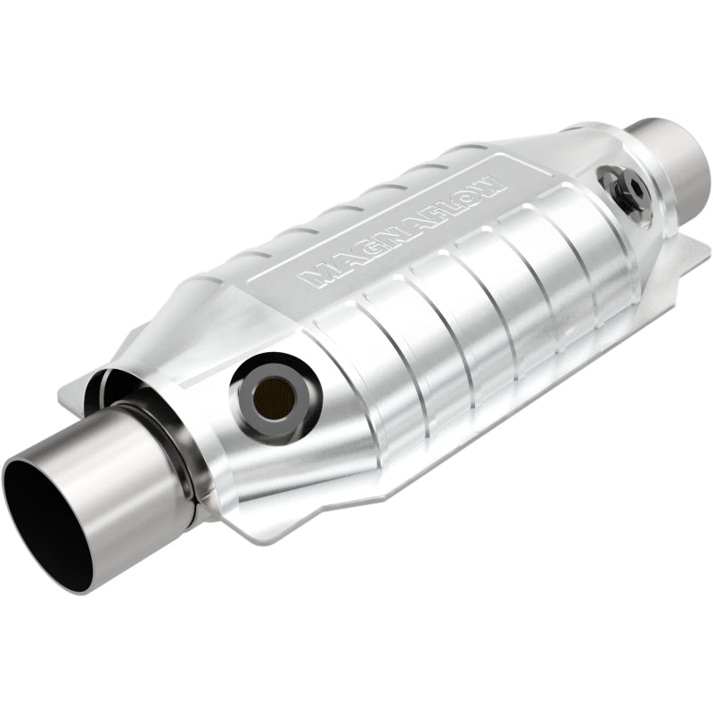 MagnaFlow Universal Catalytic Converter 2.50inch w/ dual O2 Magnaflow Catalytic Converter Universal
