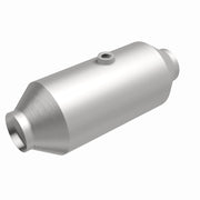 MagnaFlow MagnaFlow 2.5 in. OEM Grade Federal / EPA Compliant Universal Catalytic Converter Magnaflow Catalytic Converter Direct Fit