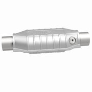 MagnaFlow Conv Univ 2.5 Single O2 Boss Magnaflow Catalytic Converter Universal