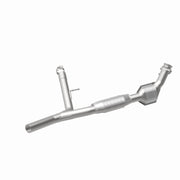 MagnaFlow Direct Fit Catalytic Converter 04-05 Ford F-150 5.4L P/S 2WD (Excl 04 Heritage Edition) Magnaflow Catalytic Converter Direct Fit